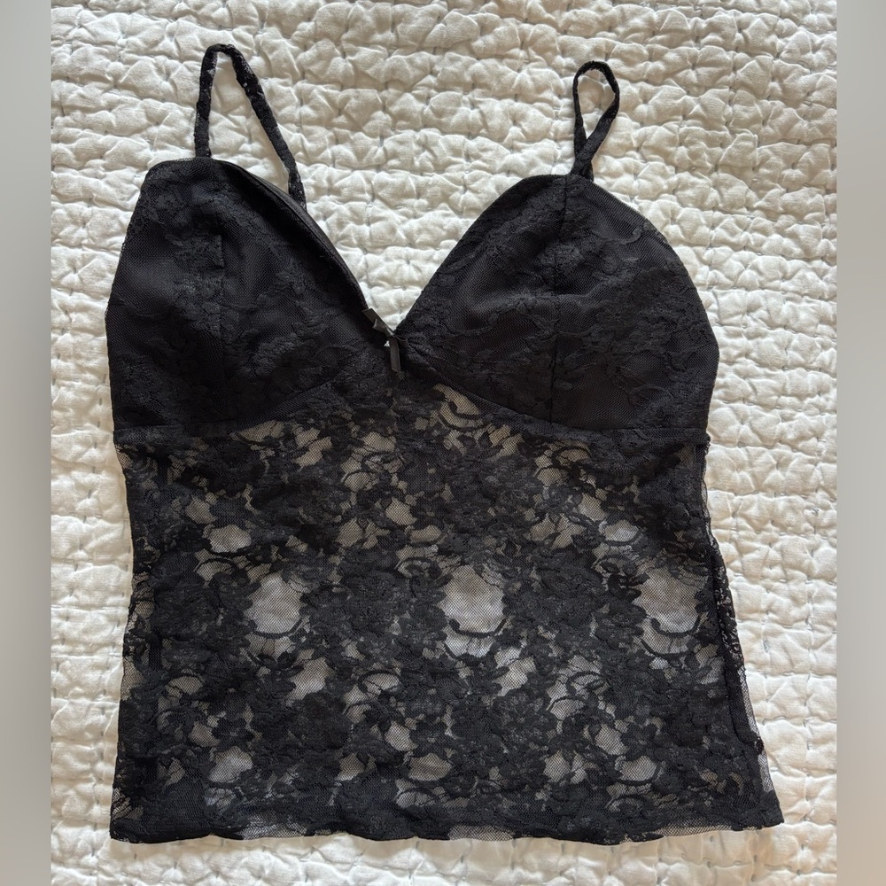 Floral lace tank top